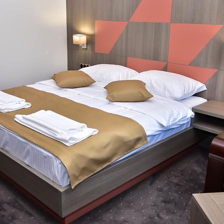 Hotel Kljuc Екстериор снимка