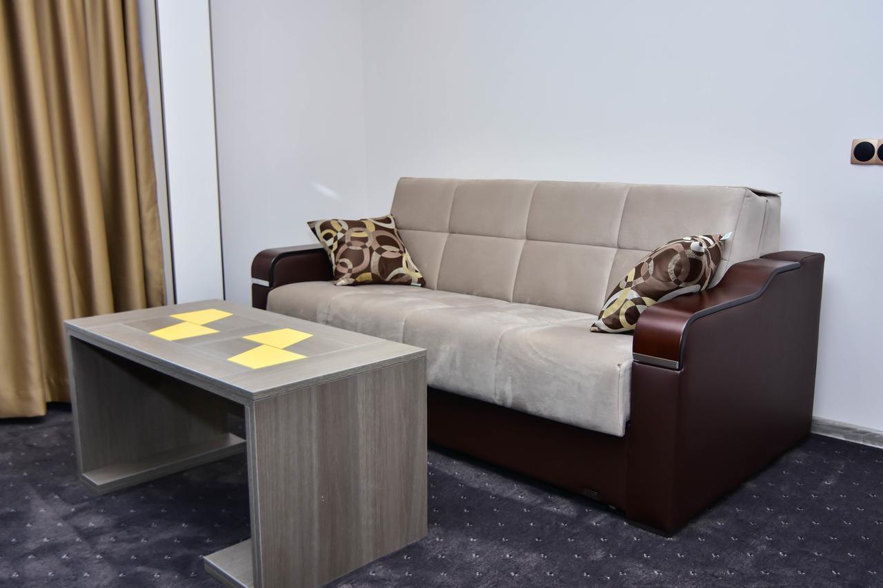Hotel Kljuc Екстериор снимка