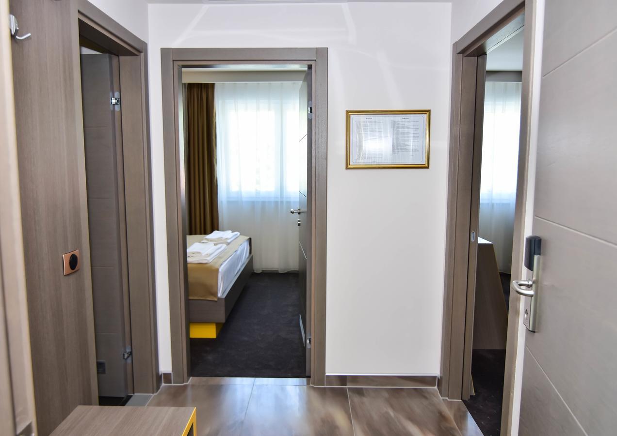 Hotel Kljuc Екстериор снимка