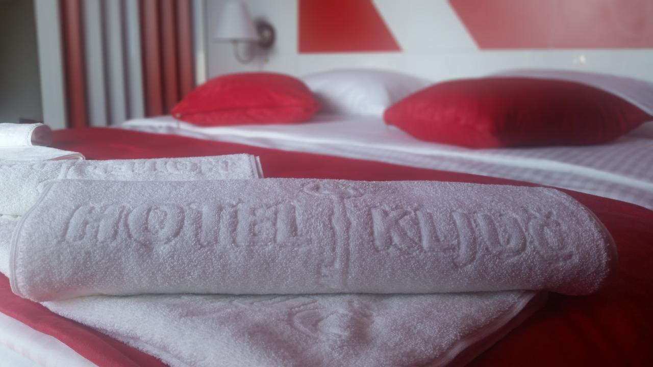 Hotel Kljuc Екстериор снимка
